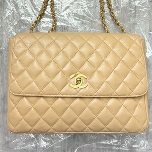 CHANEL Beige Quilted Shoulder Bag with Gold Chain